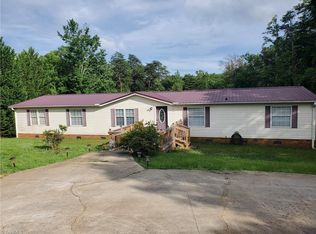3947 State Highway 8 S, Walnut Cove, NC 27052