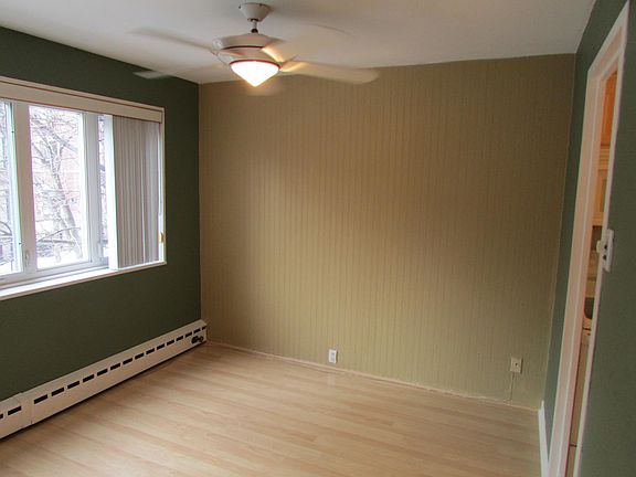 Living Room Eating Nook