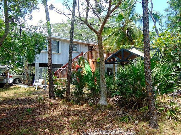 3rd image of 30247 Palm Dr
