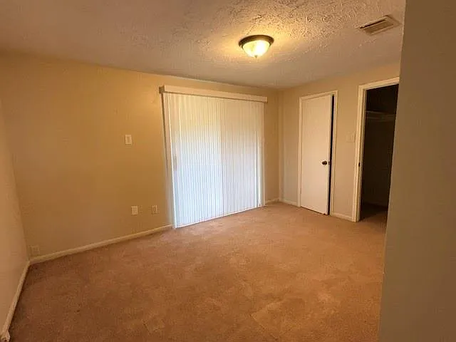 6627 Krause Dr — Photo 17