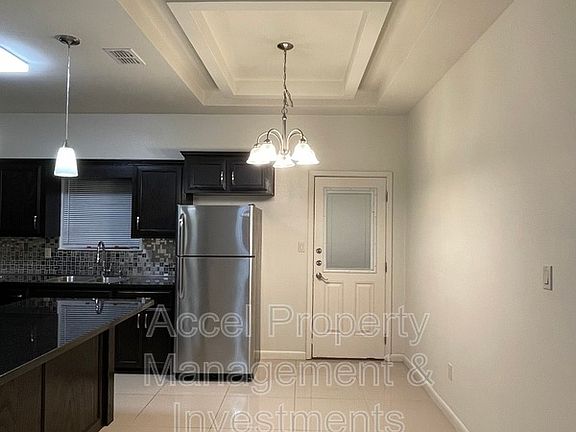 4th image of 1715 W Smith Dr APT 4