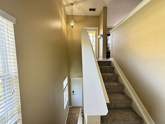4th image of 2898 Oakwater Dr