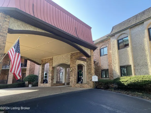 5800 Coach Gate Wynde APT 331, Louisville, KY 40207