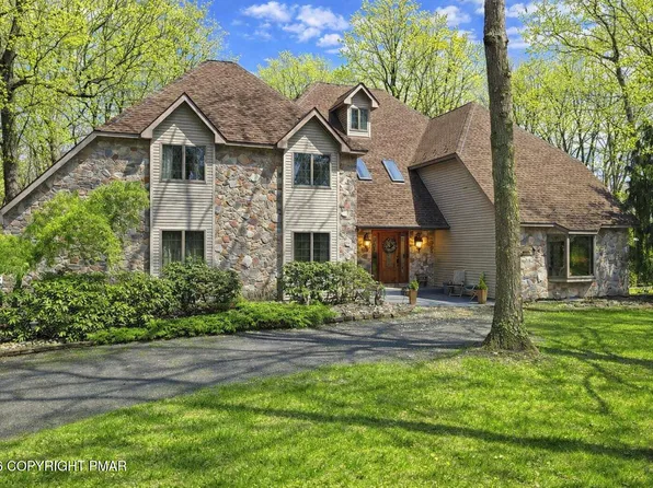 414 Amber Ln, Saylorsburg, PA 18353