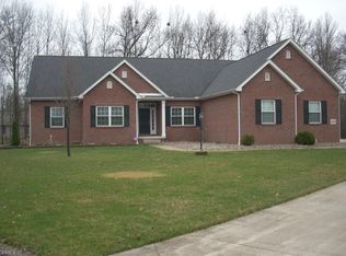 649 Wilcox Rd, Youngstown, OH 44515