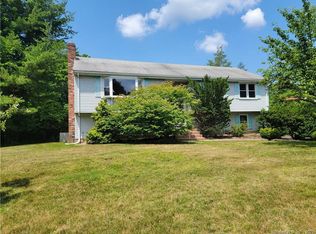 89 Sunset Rdg, Rocky Hill, CT 06067