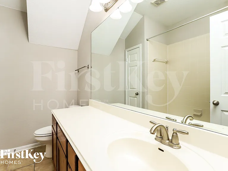 2225 Crary Mdw — Photo 14