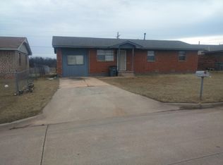 1012 SW 42nd St, Lawton, OK 73505