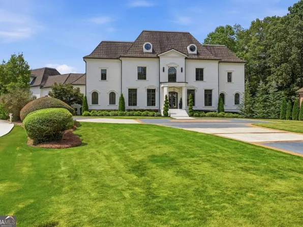6520 Pembroke Pl, Cumming, GA 30040