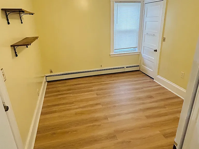 195 Mauran Ave #2 — Photo 11