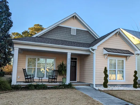 8259 Brays Dr, Wilmington, NC 28411