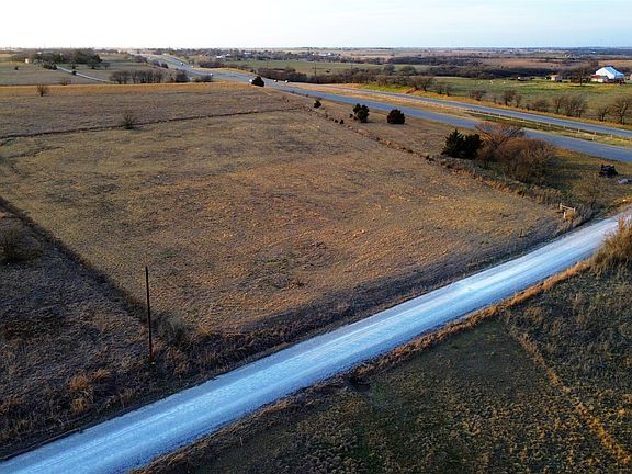 2nd image of 1 359 County Rd