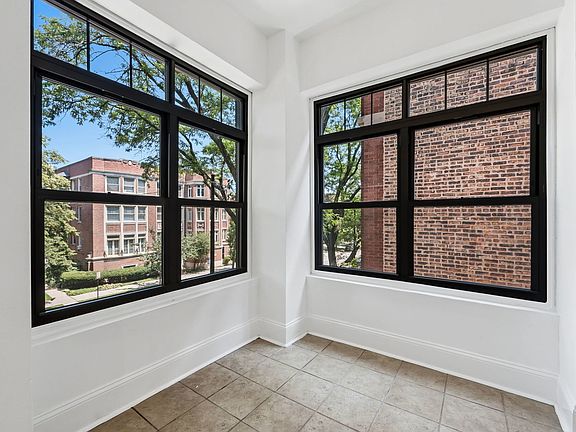 5th image of 1227 E Hyde Park Blvd #2
