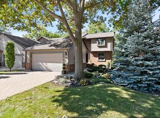 21 Fairway Cres, Amherstburg, ON N9V3T5
