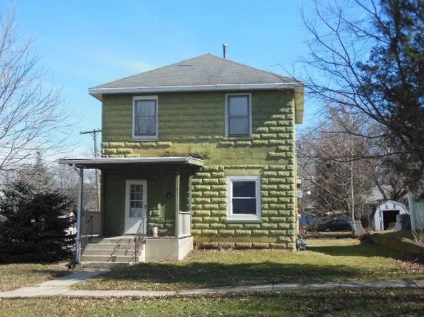 327 N Johnston Ave, Rockford, IL 61101