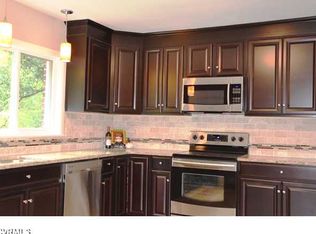 8837 Waxford Rd, Richmond, VA 23235