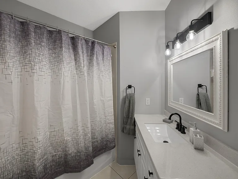 8337 Mulligan Cir #B — Photo 5