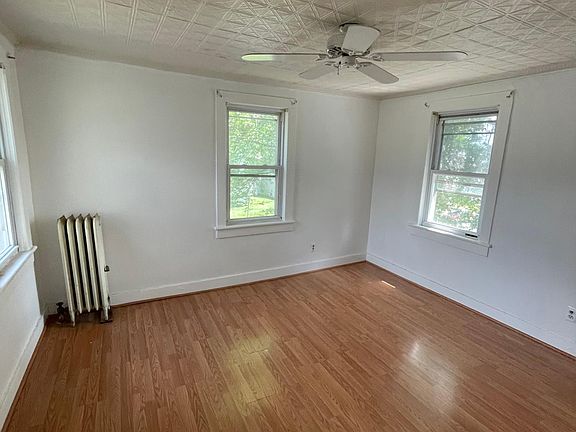5th image of 530 E 1st Ave Floor 2