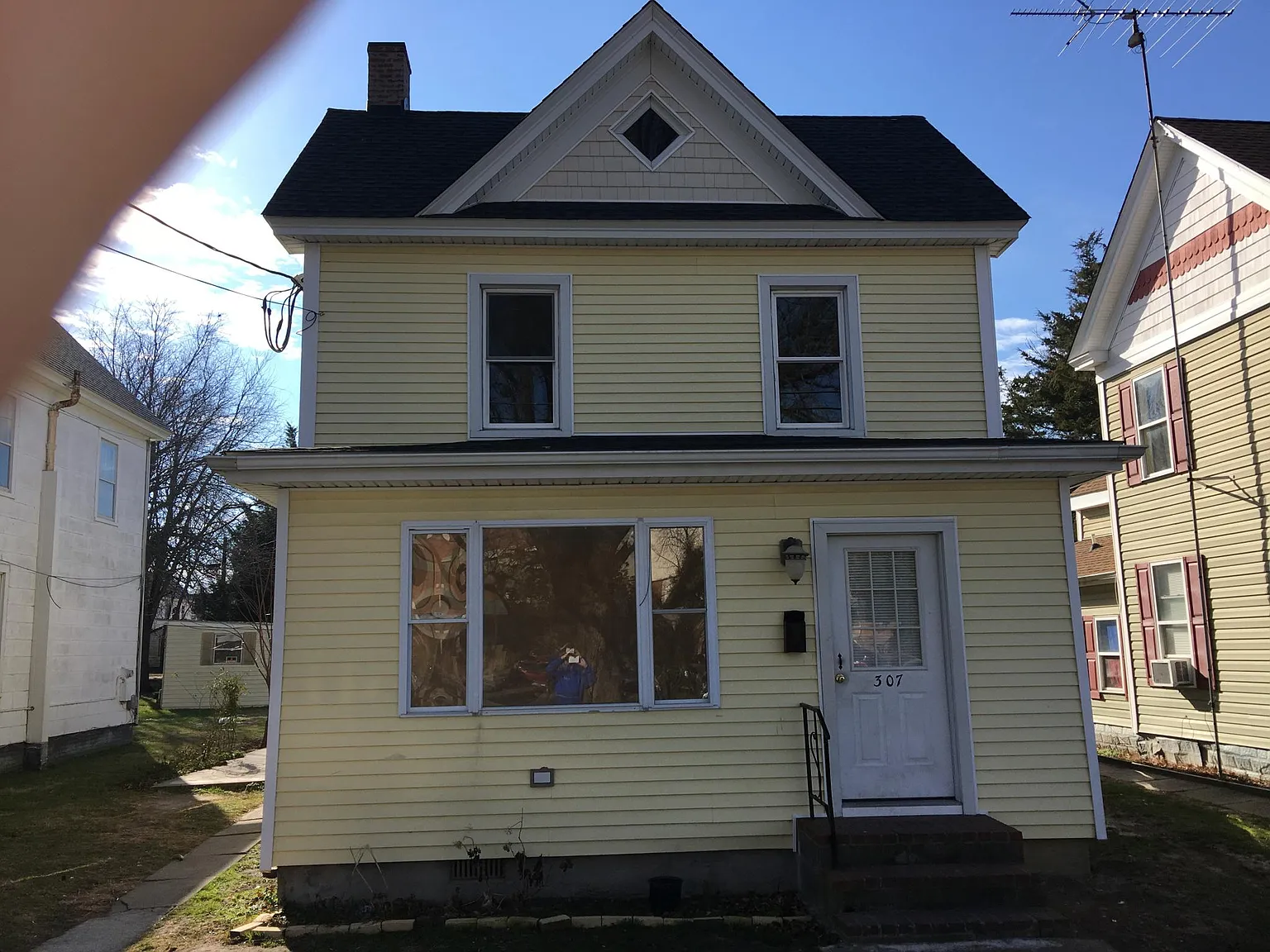2 bed, 800 sqft, $1,500 — Photo 1