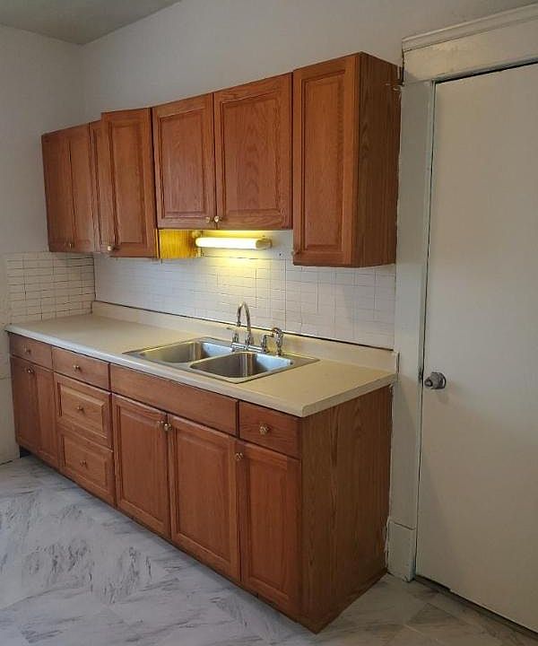 1st image of 9501 Ramona Blvd