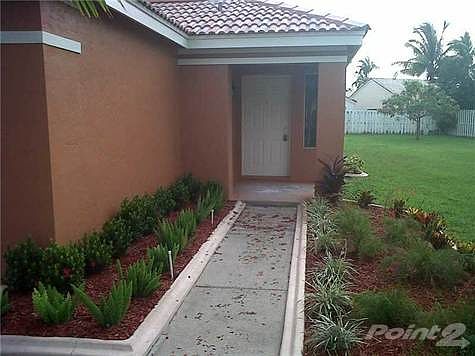 2nd image of 1686 Salerno Cir