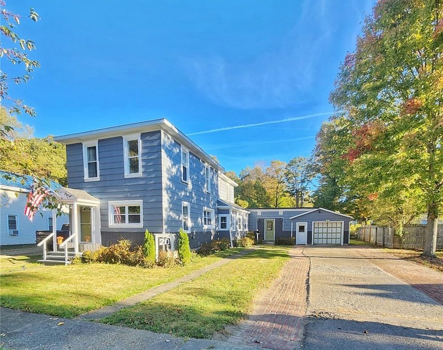 1st image of 20 Perry St