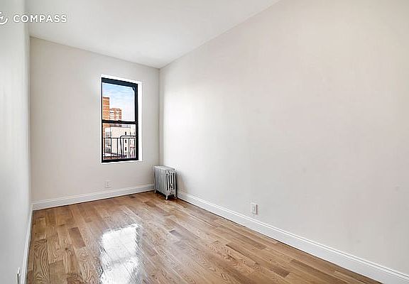 4th image of 2357 31st Dr APT 3g