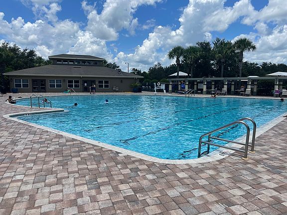 Pool.