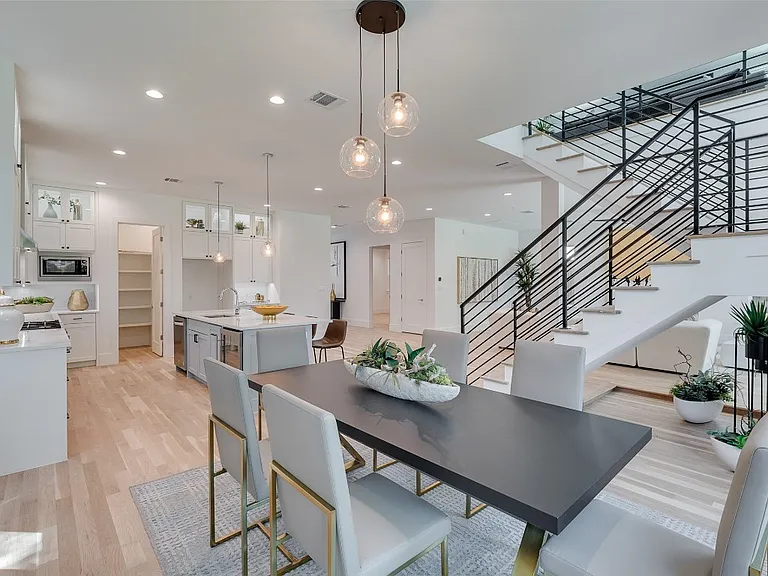 6135 Velasco Ave — Photo 10