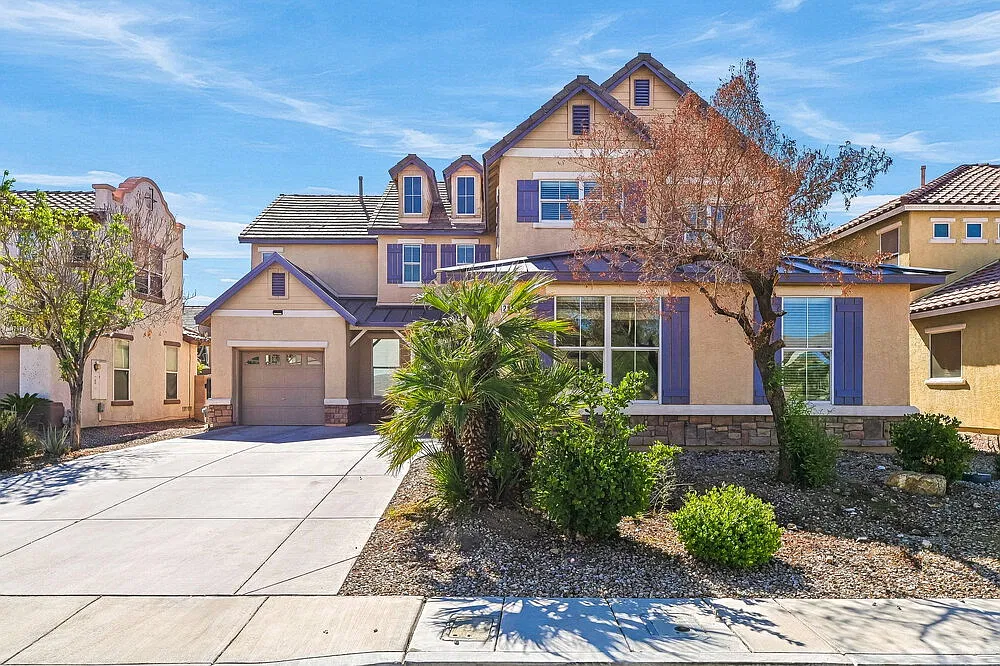 4 bed, 2.5 bath, 3182 sqft, $2,675 — Photo 1