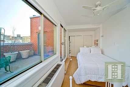 3rd image of 350 W 14th St #Phg