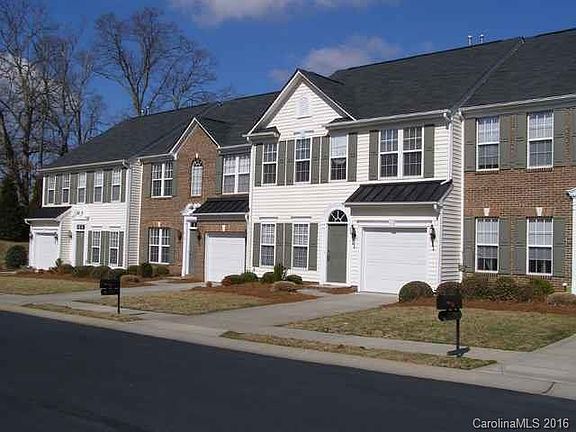 2nd image of 412 Canoe Ct #412