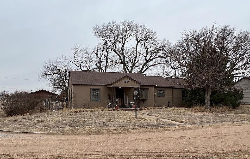 1315 Susank Rd, Hoisington, KS 67544 Zillow