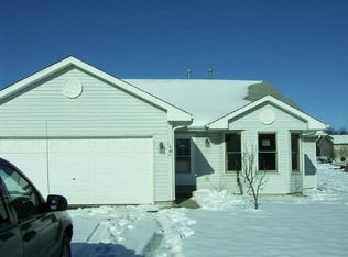 131 Brandywine Dr S, Poplar Grove, IL 61065