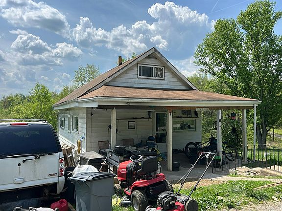 3rd image of 79 Harrison Rd