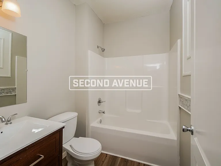2117 Osage Ave — Photo 9