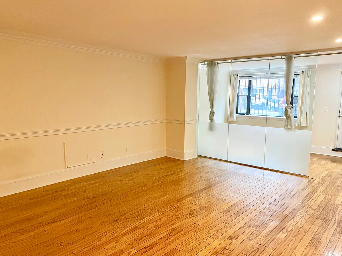 Building Photo - 280 Commonwealth Ave #8