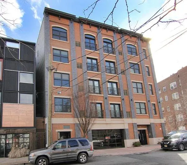 76 Bruen St — Photo 41