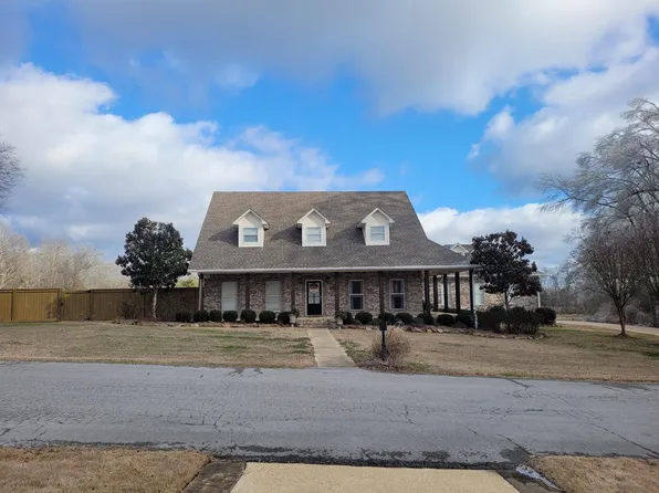 104 Redpoll Dr, Tupelo, MS 38804