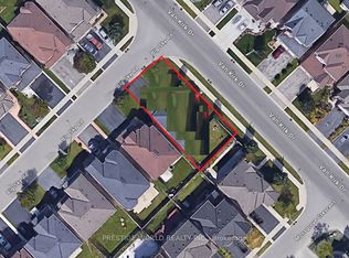 280 Van Kirk Dr, Brampton, ON L7A1M3