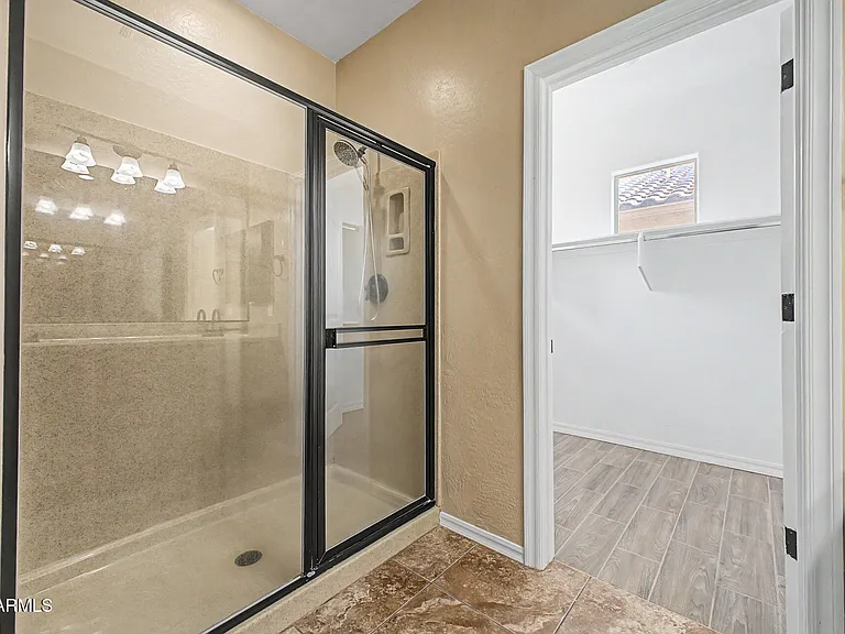 15155 N 145th Ave — Photo 18