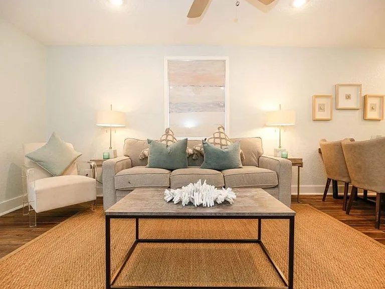 104 Cove E #107 — Photo 3