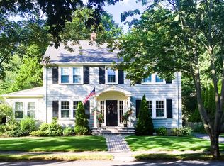 19 Pickwick Rd, Marblehead, MA 01945