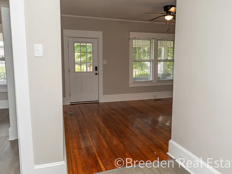 408 E Concord St — Photo 11