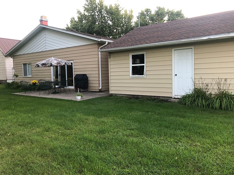 2nd image of 108 N 14th St