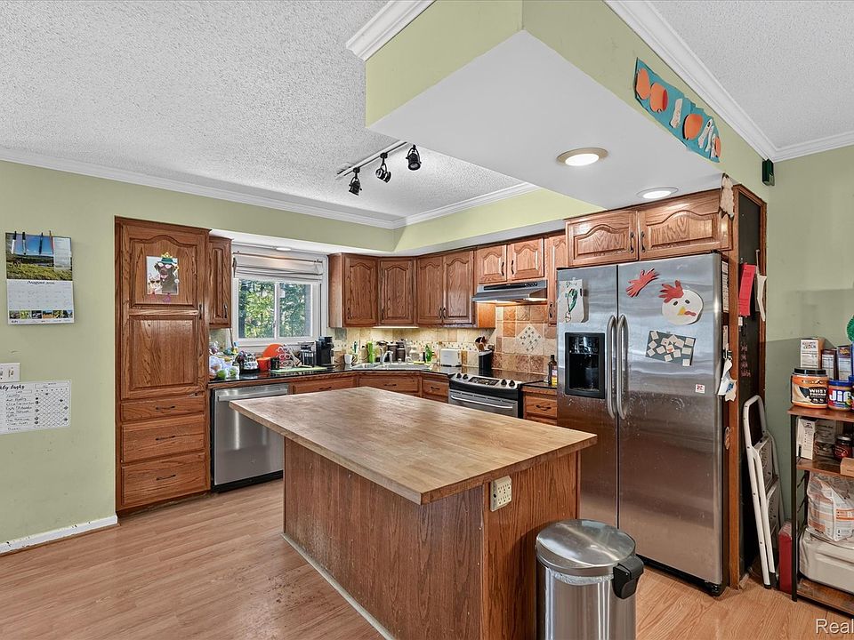 4491 Impala Dr, photo 12