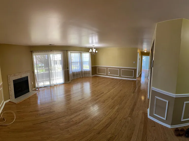 108 Lowell Ct — Photo 5