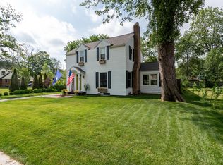22 W 32nd St, Holland, MI 49423