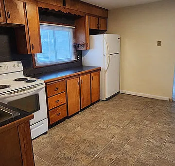 29 N Maple St #2-R