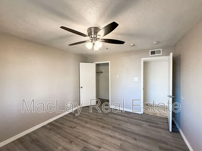 6301 W Earll Dr — Photo 10